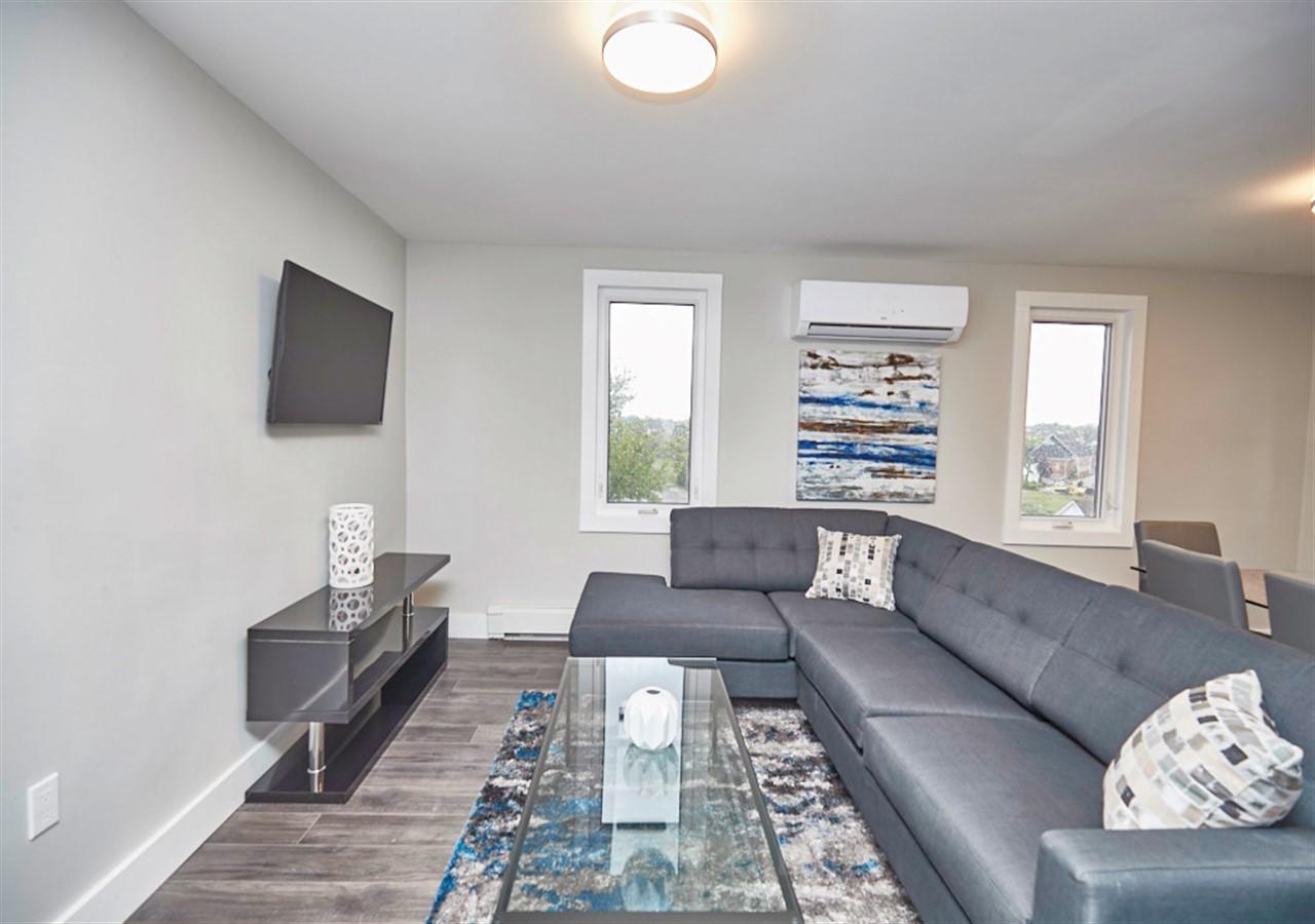 Clifton Hill Condos 4a Apartment