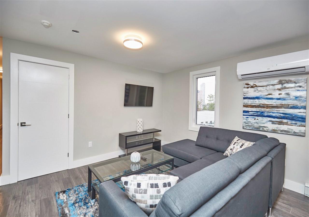 Clifton Hill Condos 4a